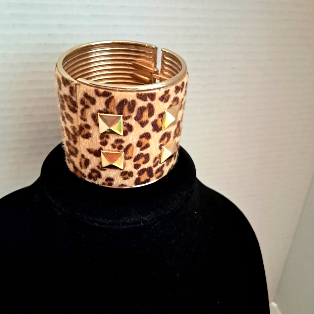 Leopard Print Hinged Studded Bracelet